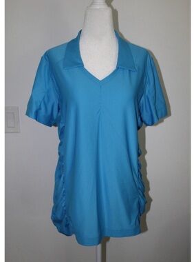 Athleta Teal Blue Short Sleeve V-Neck Tee